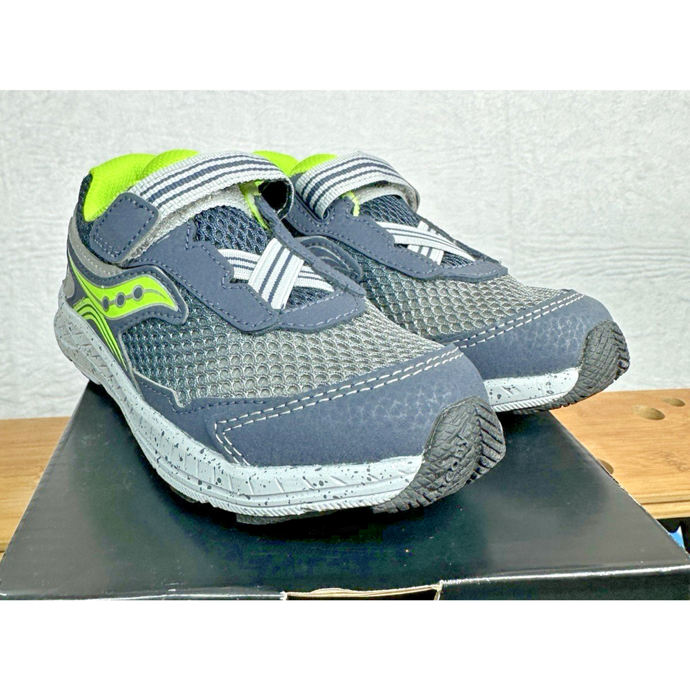 NEW Saucony Ride 10 Boys Blue/Green Size 10.5M